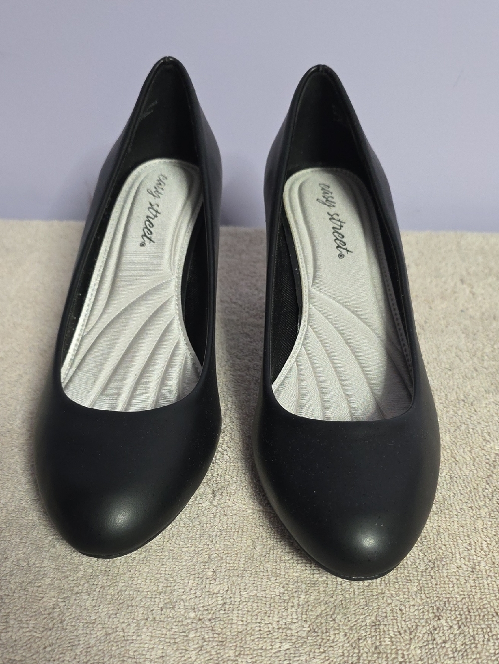 Easy Street Black‎ Women's Round-Toe Slip-On Heels